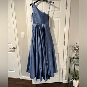 NEW! HEBEOS A-Line/Princess Satin Ruffles One-Shoulder Floor-Length Dress size 4